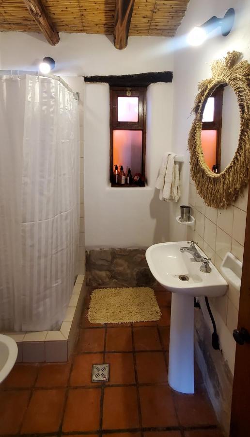 Hôtel Alta Montana Cabanas à Tilcara Extérieur photo